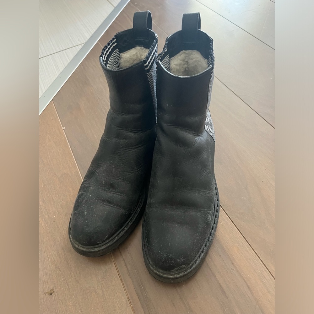 Fendi Black Leather Ankle Boots